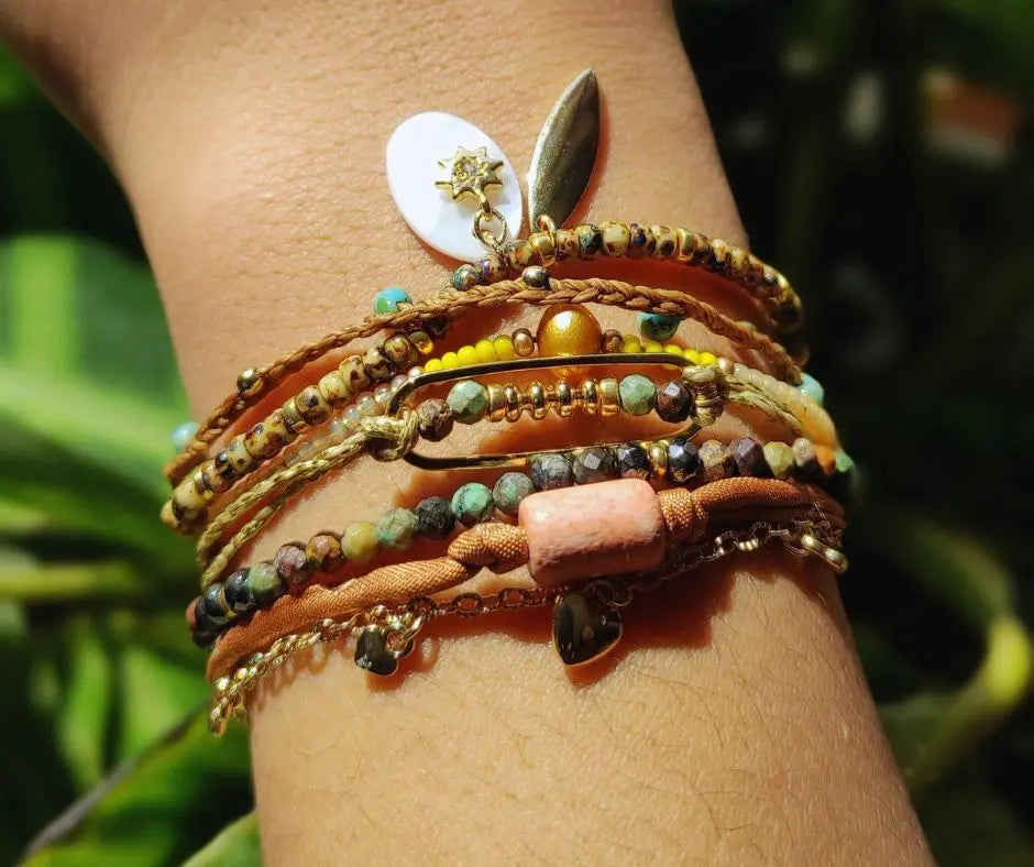 Manchette multirangs boho pierres de gemmes