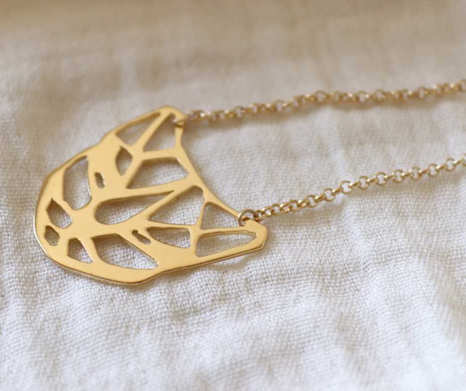 Sautoir Chat ajouré ( Sur commande) - POPIBIJOUX Créations