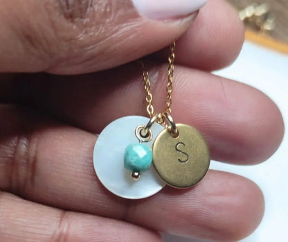 Collier initiale personnalisé, nacre et amazonite