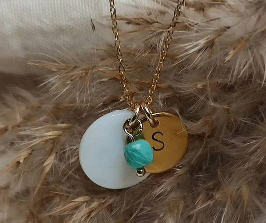 Collier initiale personnalisé, nacre et amazonite